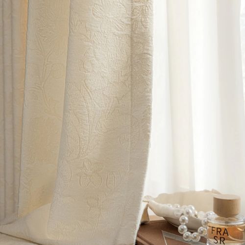 Stylish curtains for Ras Al Khaimah bedrooms