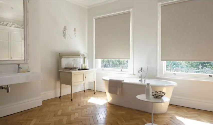 Best Blinds for Bathrooms in the UAE